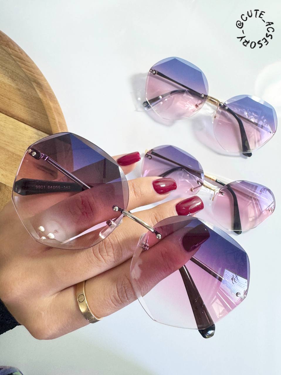 عینک آفتابی زنانه کد ۰۰۱