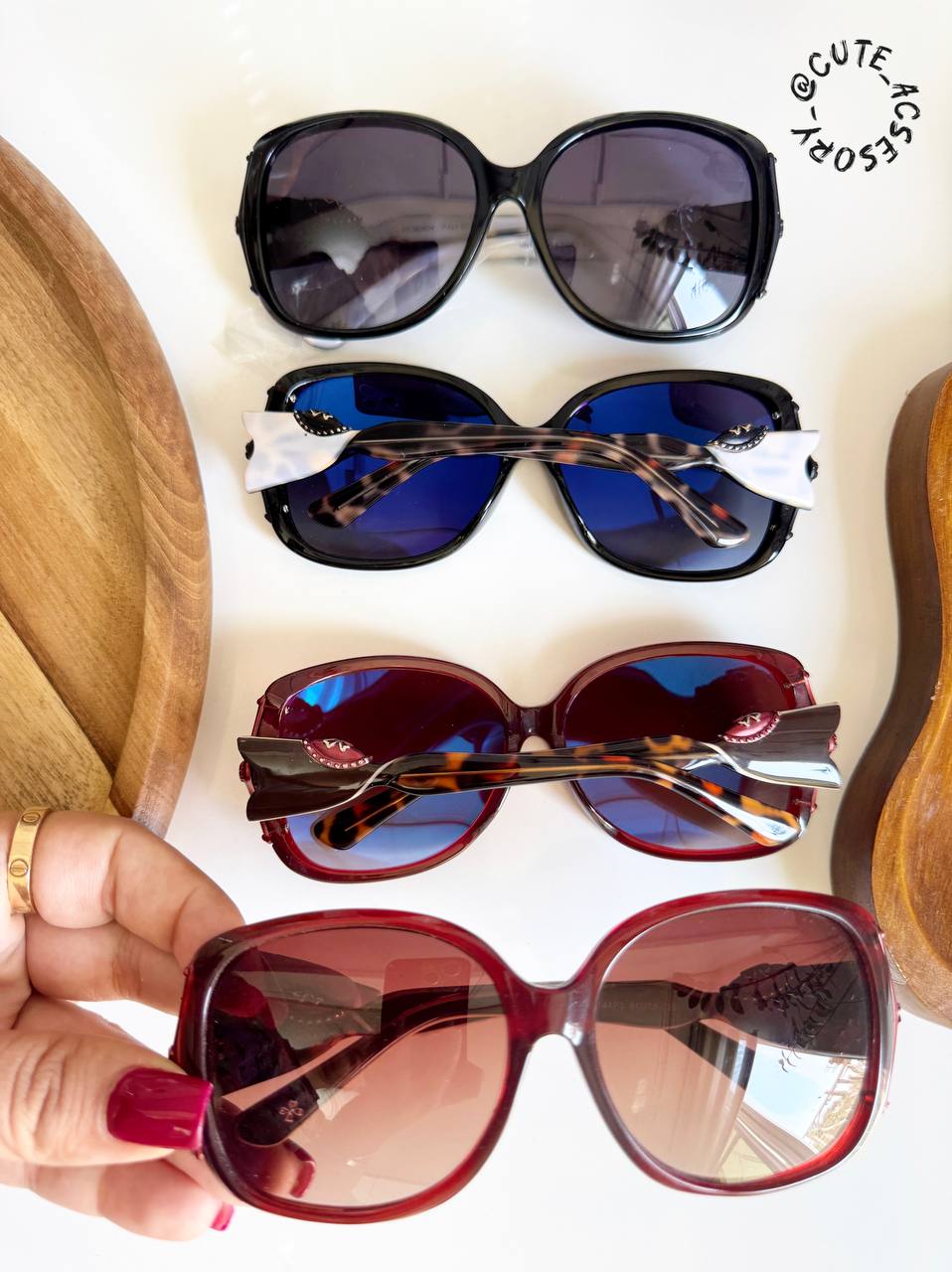 عینک آفتابی زنانه کد ۰۰۲