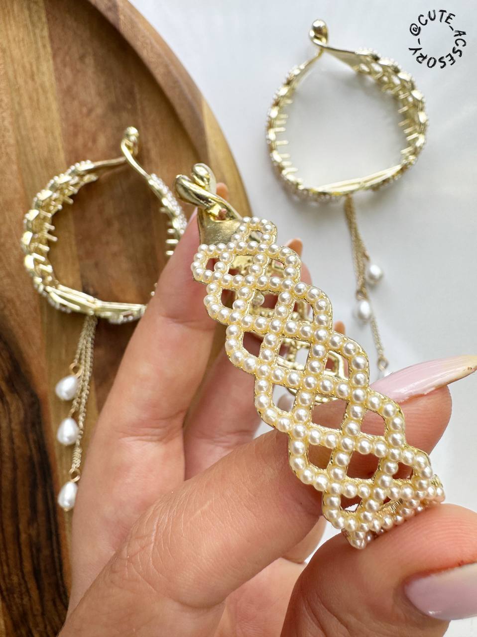 گیره گوجه ای دستبندی مروارید ریز